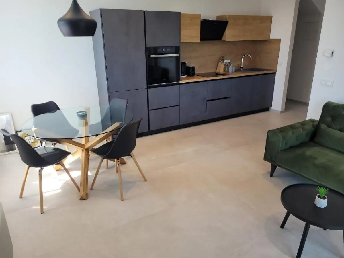 Haus Dalmatia With Heated Pool Appartement Bibinje